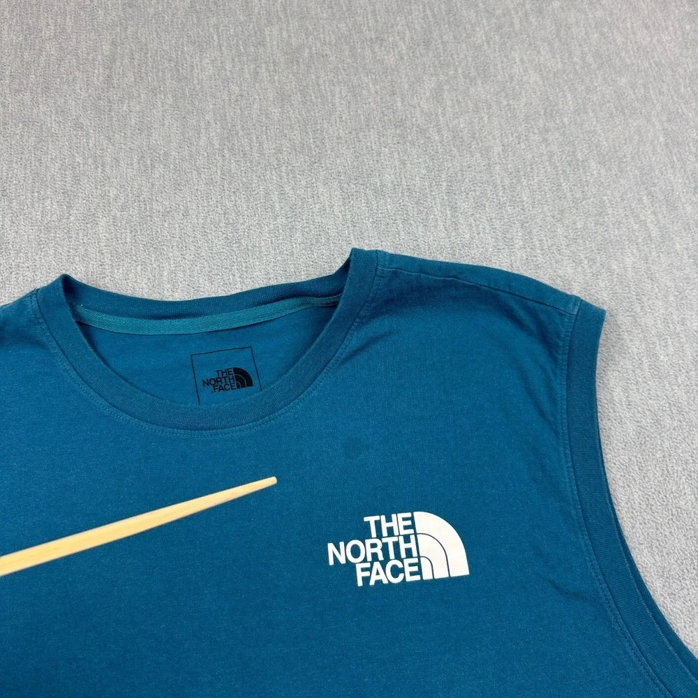 The North Face Tank Mens Large Blue Running Trail‎ Hiking Athletic Workout Gym